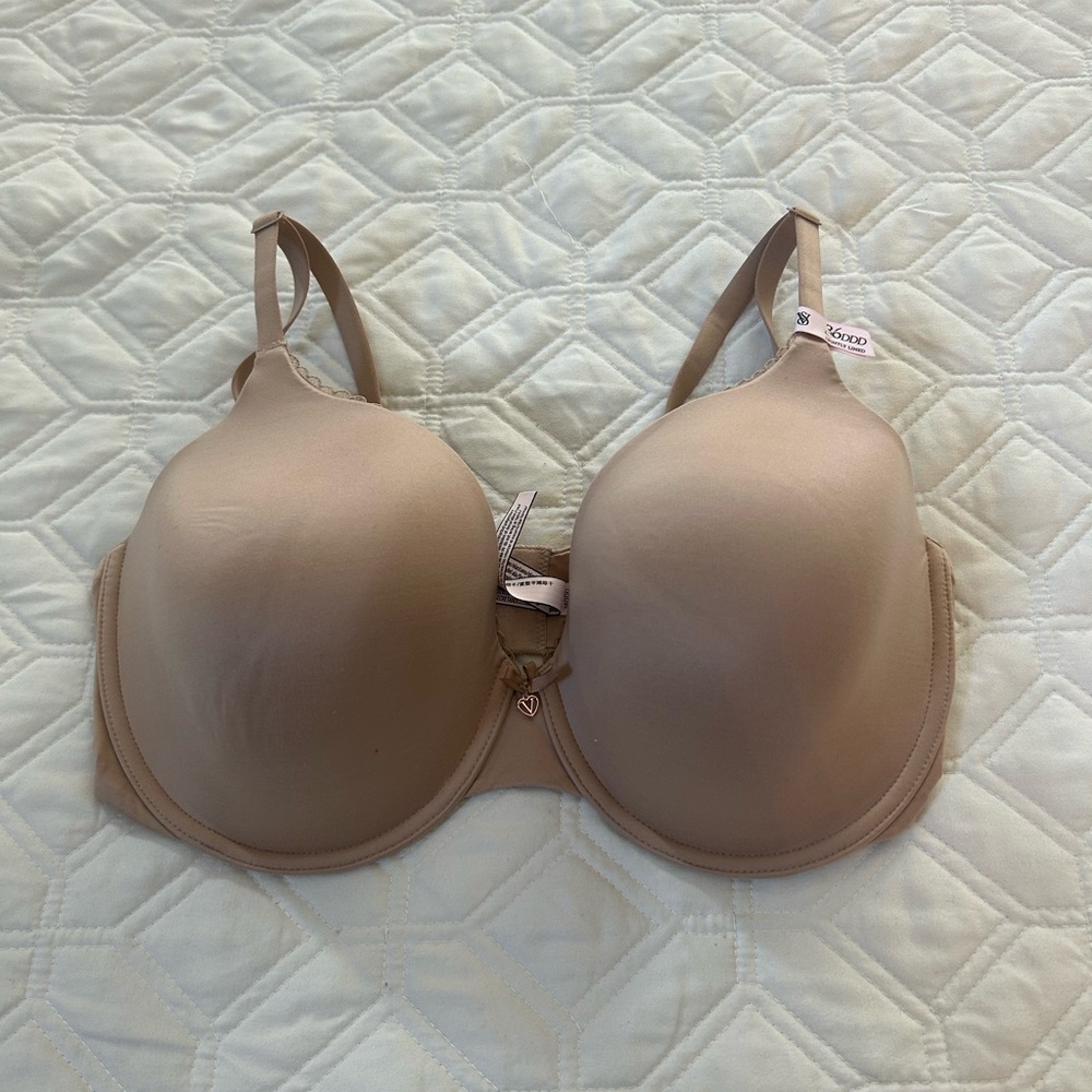 Victoria Secret Nude colored bra